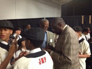 Leon Lee and Dusty Baker signing autographs